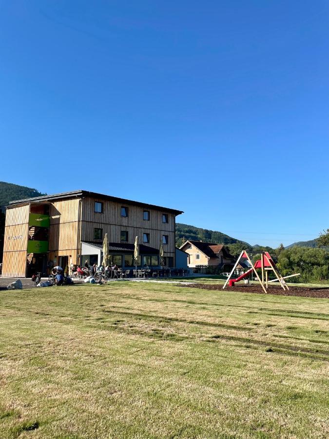Motel Xl Lounge Traisen Exterior foto